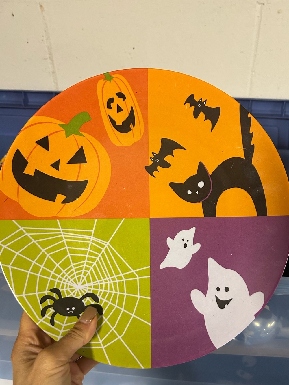 Halloween plastic plate